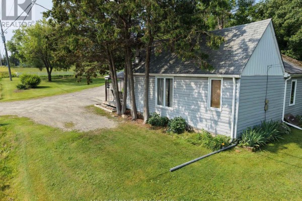 1272 Lakeshore Road, Temiskaming Shores, ON, photo 3