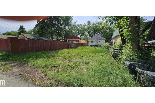 12741 117 St Nw Nw, Edmonton, AB T5E5J6 Photo 5