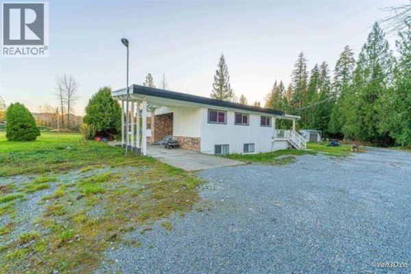 12753 256 Street, Maple Ridge, BC V4R1C2 Photo 3