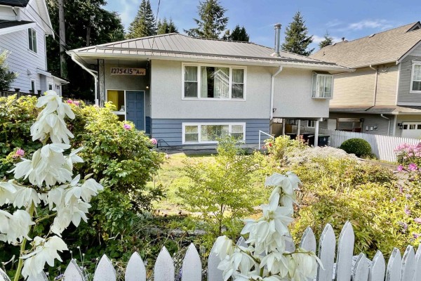 12754 15 Avenue, Surrey, BC V4A1K4 Photo 2