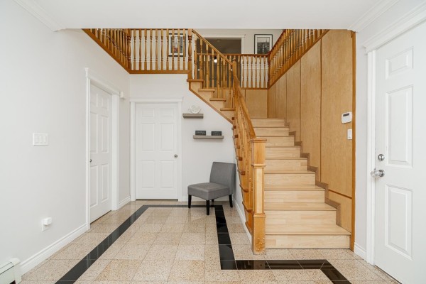12773 90 Avenue, Surrey, BC V3V6M6 Photo 4