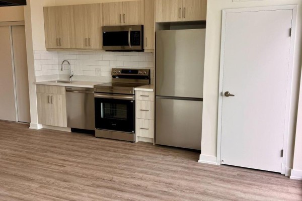 128 - 350 Prince Charles Drive, Welland, ON L3C7B3 Photo 5