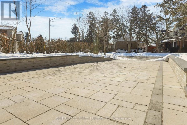 Kitchen - 128 Anndale Drive, Toronto, ON M2N2X5 Photo 4