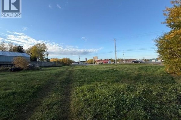 128 Anson Street, Air Ronge, SK S0J3G0 Photo 3