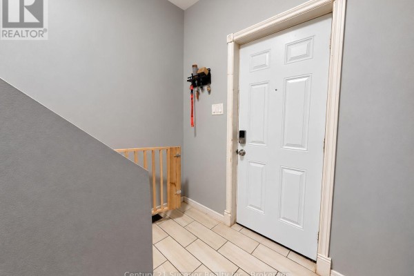 Kitchen - 128 Bethune Street, Thunder Bay, ON P7C2G3 Photo 2