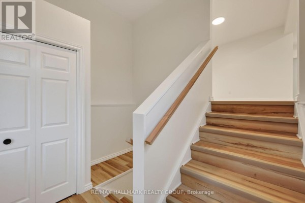 Bedroom - 128 Bonnechere Street N, Renfrew, ON K7V1Y9 Photo 4