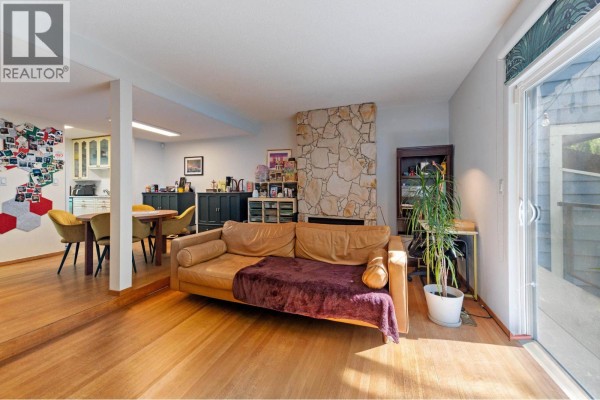 128 Brookside Drive, Port Moody, BC V3H3H6 Photo 4