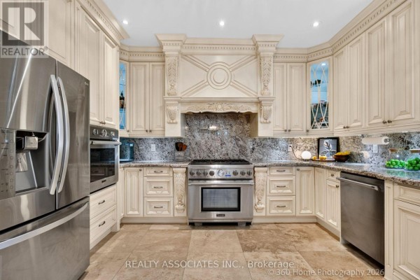 128 Coalbrook Court, Vaughan, ON, photo 3