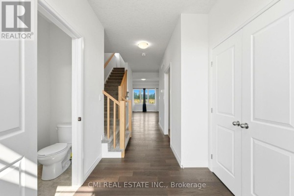 Bedroom 2 - 128 Dempsey Drive, Stratford, ON N5A0K5 Photo 4