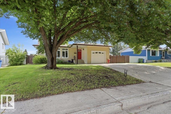 Dining room - 128 Green Ash Dr, Wetaskiwin, AB T9A2H8 Photo 2