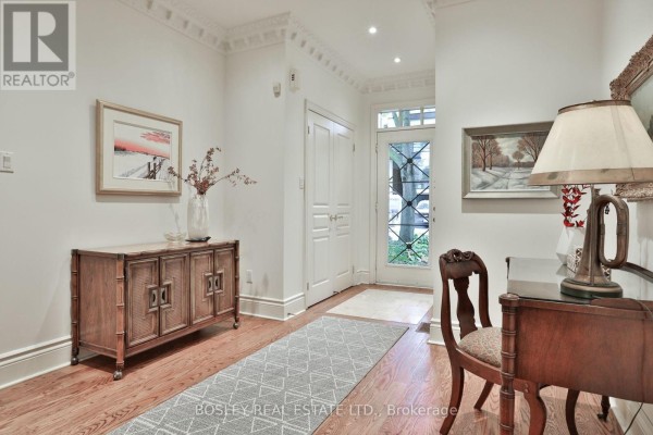 Kitchen - 128 Hillsdale Avenue E, Toronto, ON M4S1T5 Photo 3