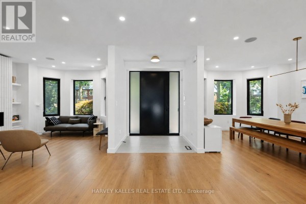 Family room - 128 Lyndhurst Avenue, Toronto, ON M5R2Z9 Photo 4