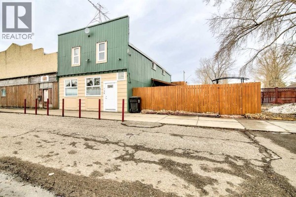 128 Main Street, Barons, AB T0L0G0 Photo 2