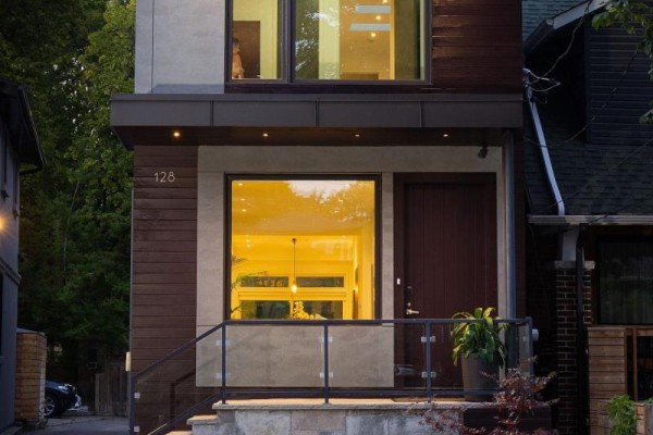 128 Montgomery Avenue, Toronto, ON, photo 2