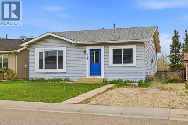 128 Ridgegate Way Sw, Airdrie, AB, photo 2
