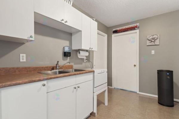 Laundry room - 128 Rue Sherbrooke, Gatineau, QC J8Y2L3 Photo 4