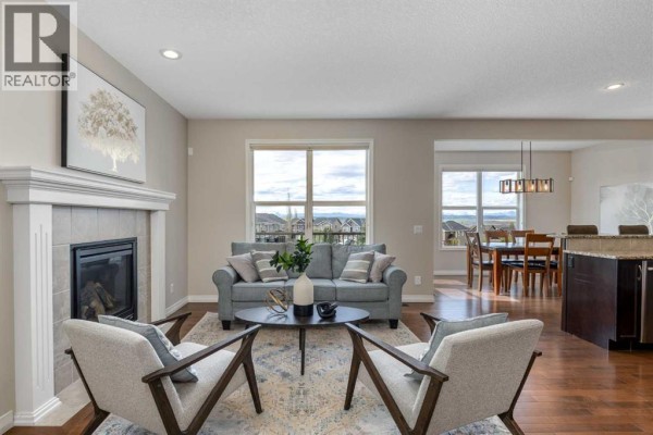 Living room - 128 Sunset Park, Cochrane, AB T4C0N5 Photo 5
