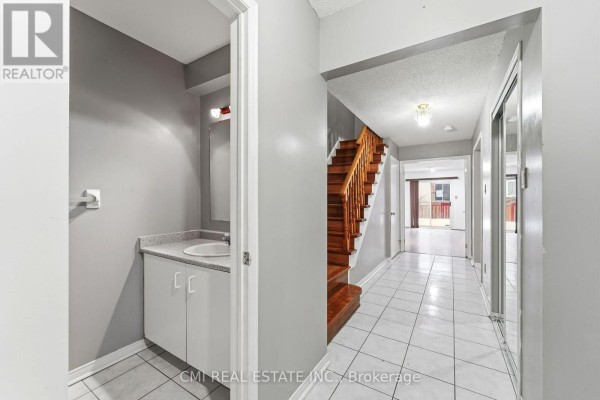 128 Toba Crescent, Brampton, ON, photo 3
