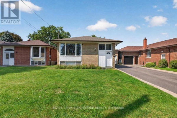 128 Trinnell Boulevard, Toronto, ON, photo 2