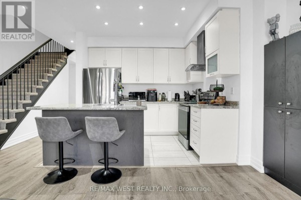 128 Wagner Crescent, Essa, ON, photo 3