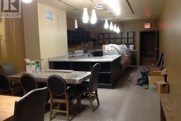 1280 Bloor Street W, Toronto, ON M6H1N8 Photo 5