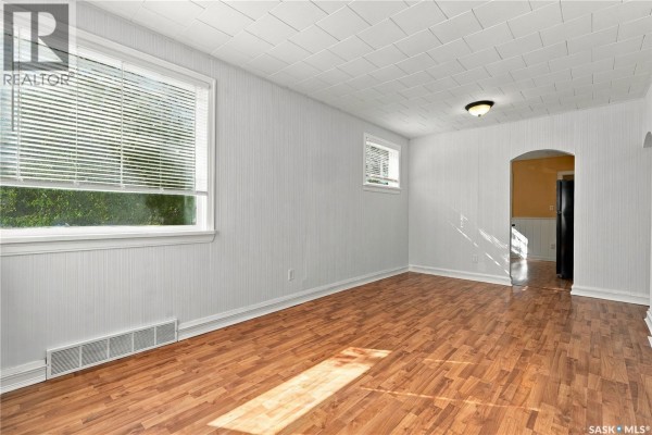 4pc Bathroom - 1280 King Street, Regina, SK S4T4E9 Photo 4