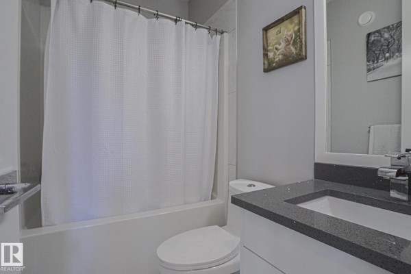 Den - 12801 203 St Nw, Edmonton, AB T5S0E7 Photo 4