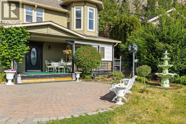 1282 Lakeview Cove Place, West Kelowna, BC, photo 3