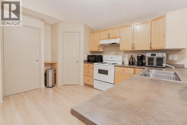 Bedroom - 12830 94 Street, Grande Prairie, AB T8X1R2 Photo 2