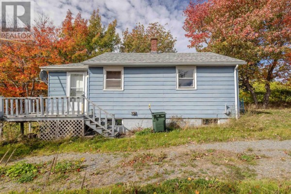 Living room - 1284 George Street, Mira Road, NS B1P1N2 Photo 2