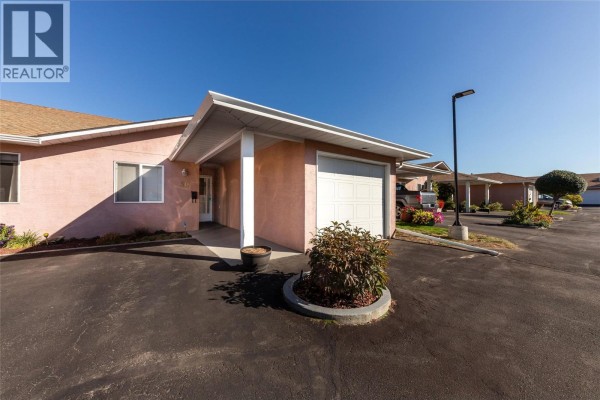 Primary Bedroom - 1285 14th Street Unit# 30, Kamloops, BC V2B8K9 Photo 3