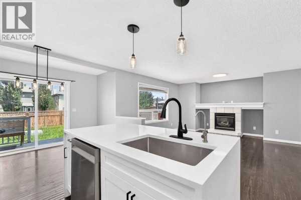 Laundry room - 12871 Coventry Hills Way Ne, Calgary, AB T3K5L4 Photo 2