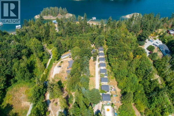 12881 Sunshine Coast Highway, Madeira Park, BC V0N2H1 Photo 5