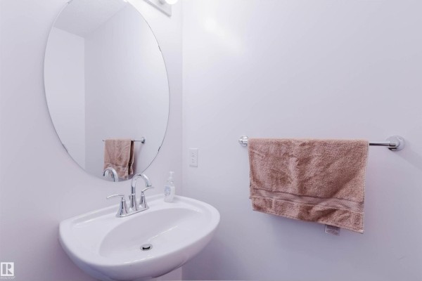 Family room - 1289 Cunningham Dr Sw, Edmonton, AB T6W0R7 Photo 4