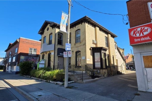 129-131 Market Street, Brantford, ON N3T2Z9 Photo 2