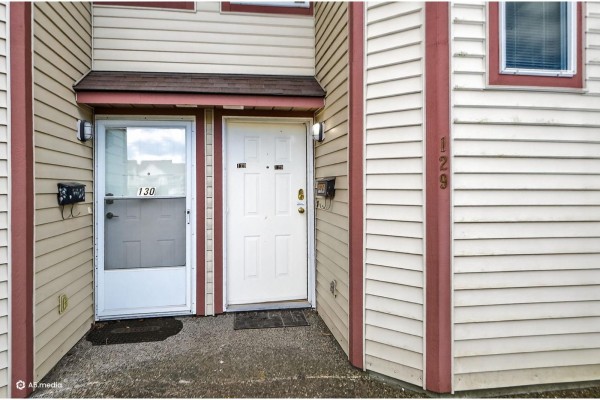 129 13725 72a Avenue, Surrey, BC V3W0S4 Photo 3