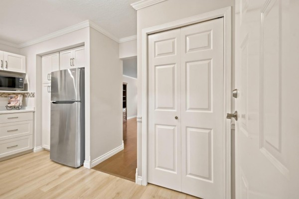129 32691 Garibaldi Drive, Abbotsford, BC V2T5T7 Photo 5