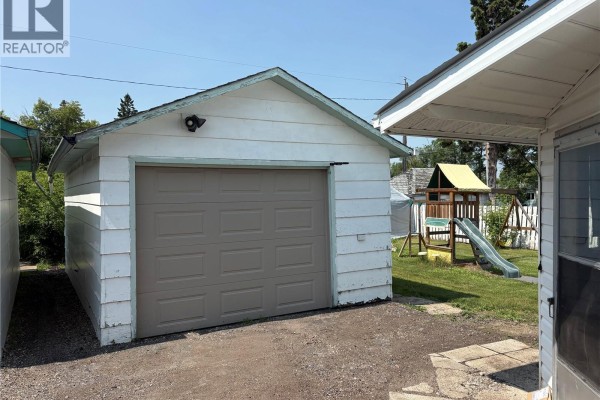 Living room - 129 3rd Street Ne, Wadena, SK S0A4J0 Photo 3