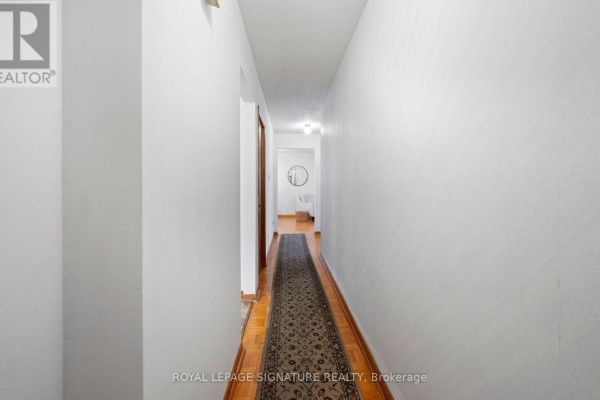 Bathroom - 129 Cavell Avenue, Toronto, ON M8V1P5 Photo 4