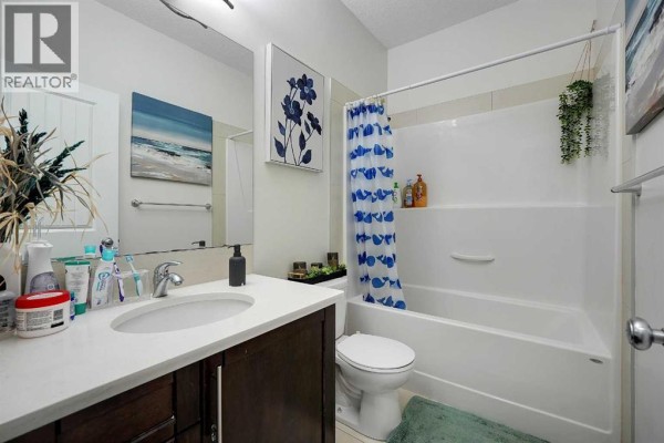 Living room - 129 Covecreek Bay Ne, Calgary, AB T3K0N1 Photo 5