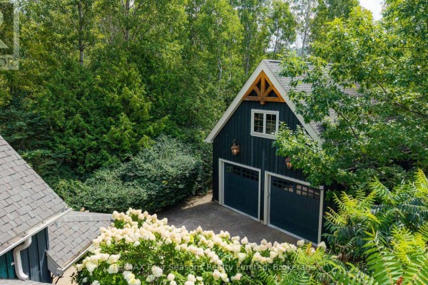 129 Davos Drive, Blue Mountains, ON, photo 3