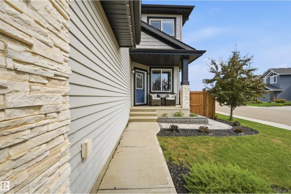 129 Glenridding Ravine Rd Sw, Edmonton, AB, photo 3