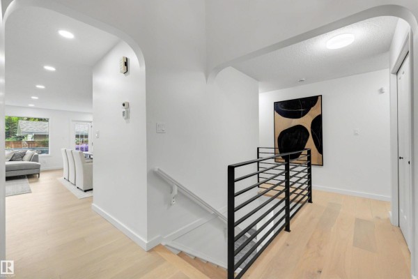 Bedroom 2 - 129 Ironwood Pl Nw, Edmonton, AB T6J6R4 Photo 5