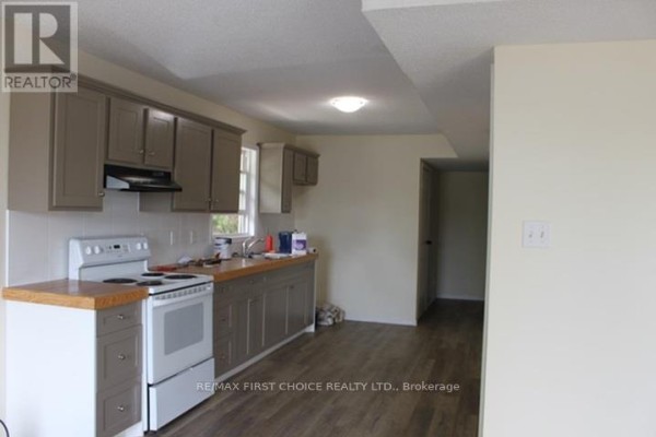 129 Mckellar Street N, Thunder Bay, ON P7C3Y9 Photo 4
