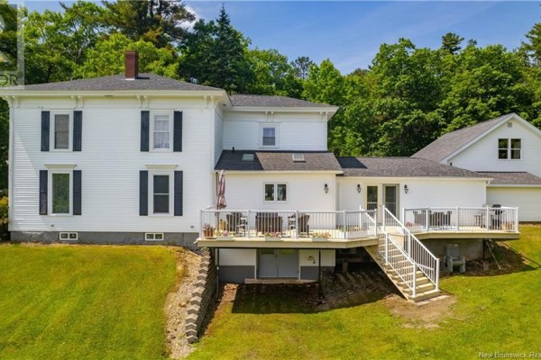 129 Pleasant, St  Stephen, NB, photo 3