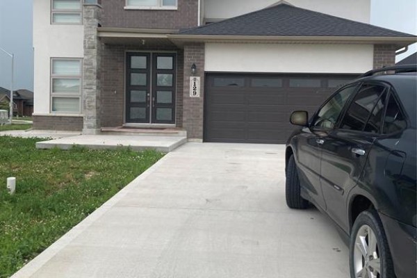 4pc Ensuite bath - 129 Whelan, Amherstburg, ON N9V0A9 Photo 2