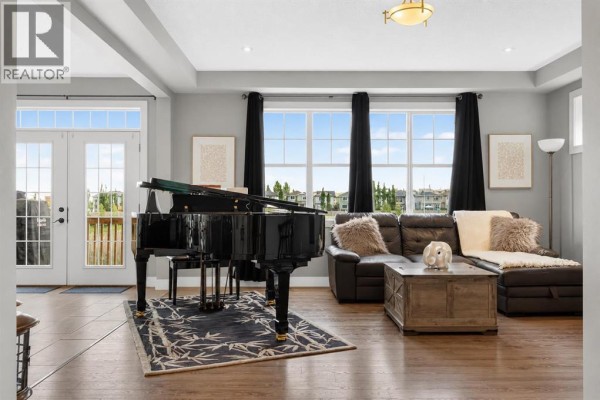 Living room - 129 Windford Park Sw, Airdrie, AB T4B4E6 Photo 4