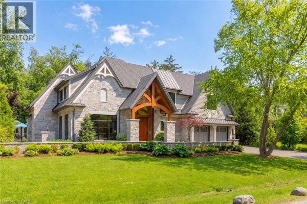 129 Wolfdale Avenue, Oakville, ON, photo 2
