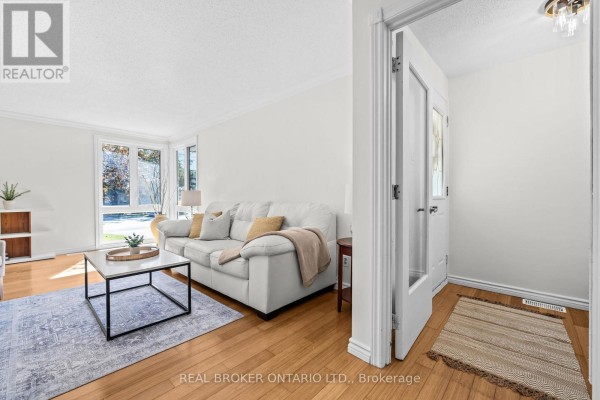 Office - 129 Woodfield Drive, Ottawa, ON K2G0A1 Photo 2