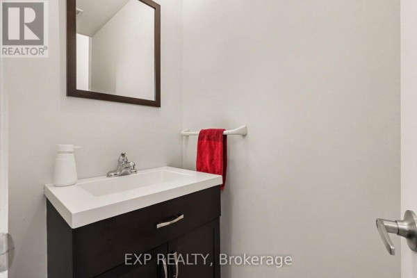 1290 Cahill Drive, Ottawa, ON K1V9R1 Photo 4